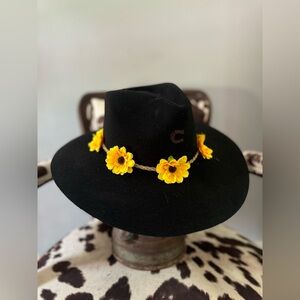 Charlie 1Horse Highway hat